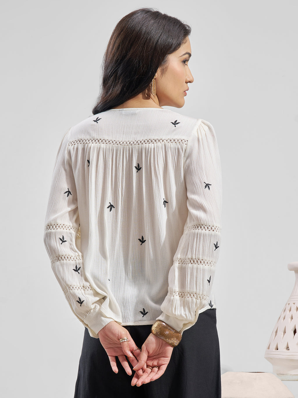 Vara By Vishudh Women Off White Embroidered Tunic - Off White - Image 3