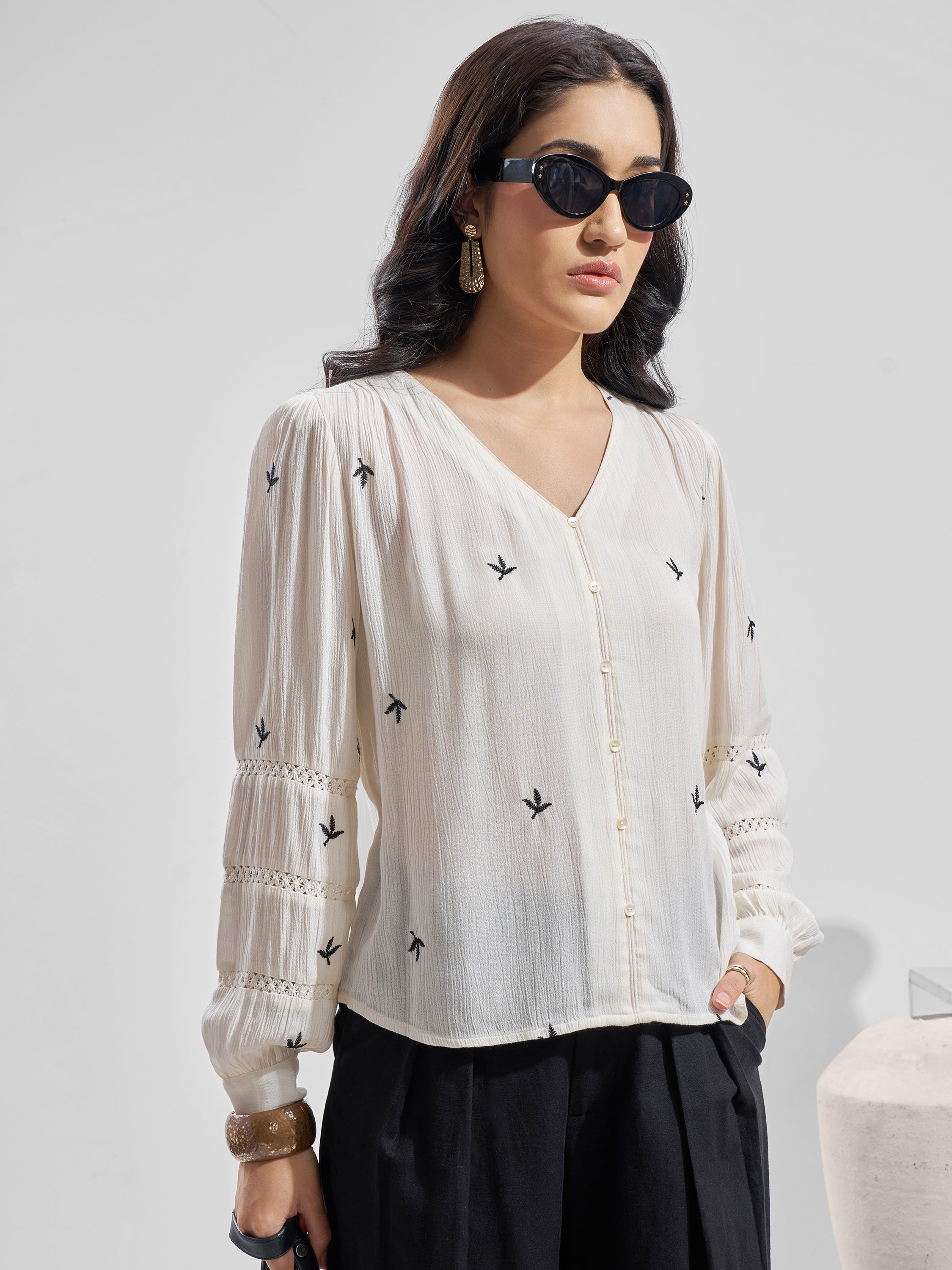 Vara By Vishudh Women Off White Embroidered Tunic - Off White - Image 6