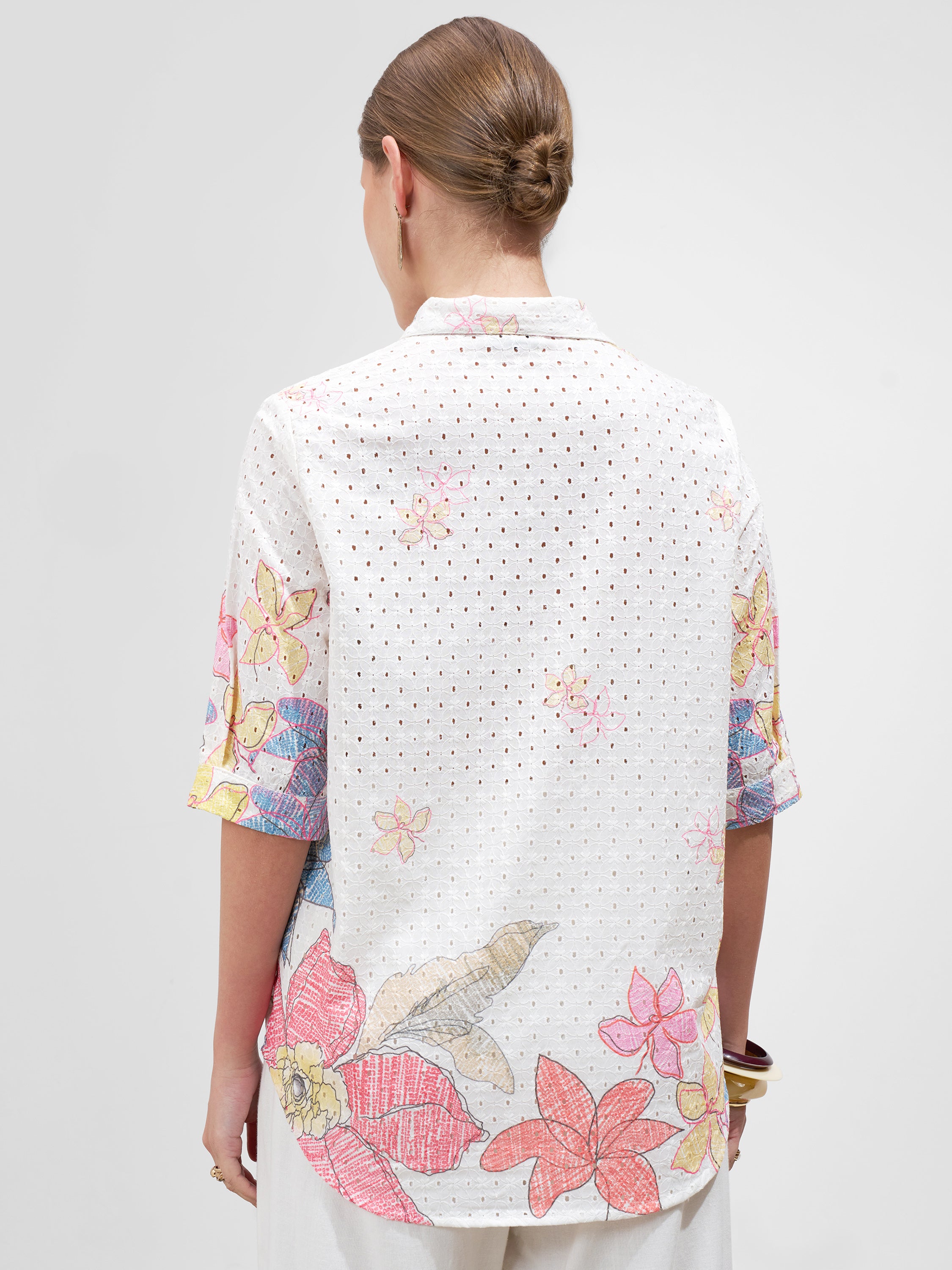 Vara By Vishudh Women Off White Printed Tunic - Off White - Image 3