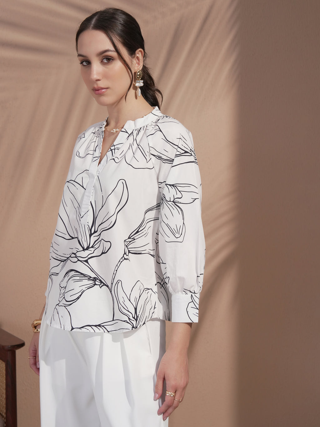 Vara By Vishudh Women White Printed Top - White - Image 4