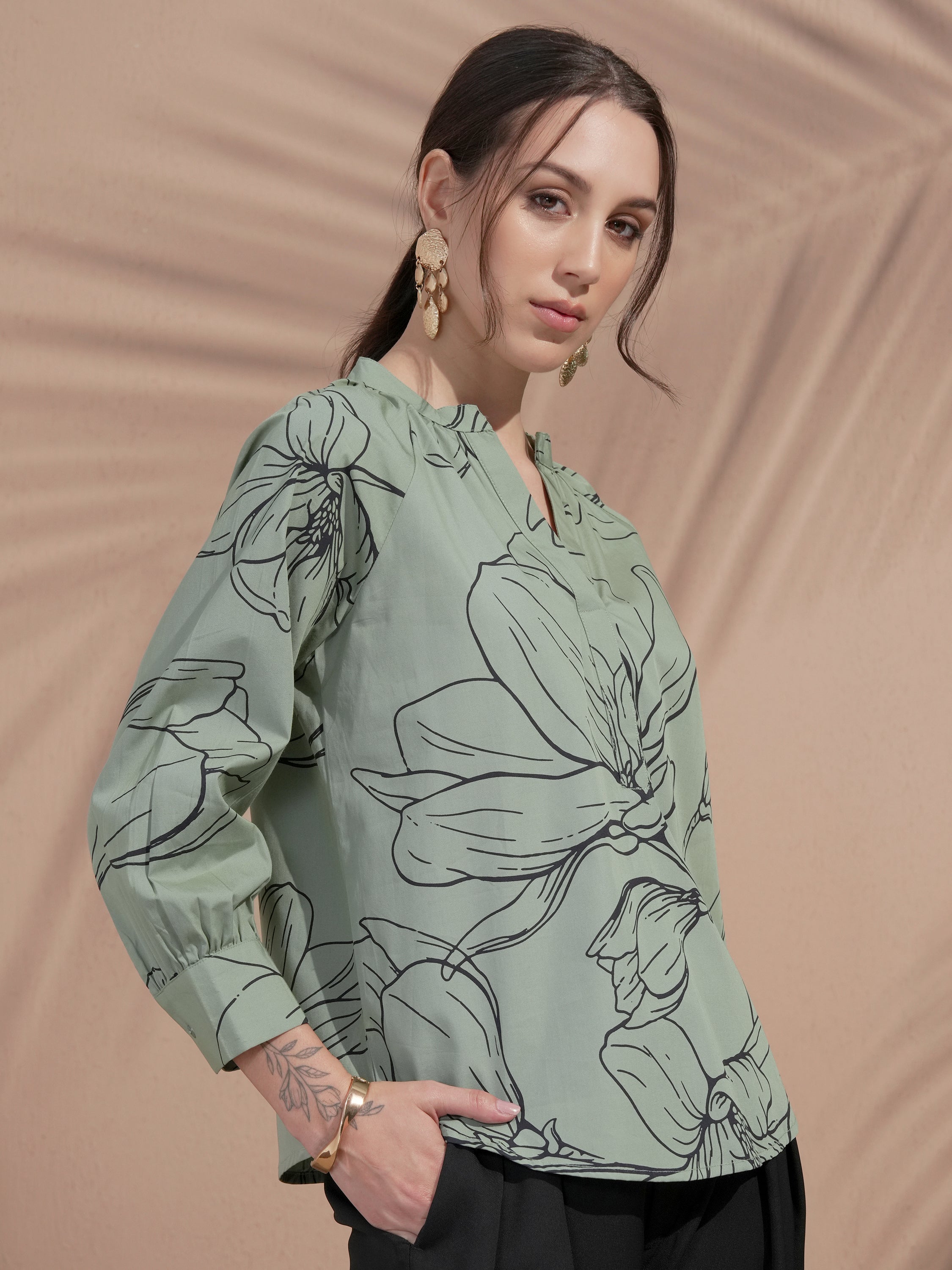 Vara By Vishudh Women Green Printed Top - Green - Image 6