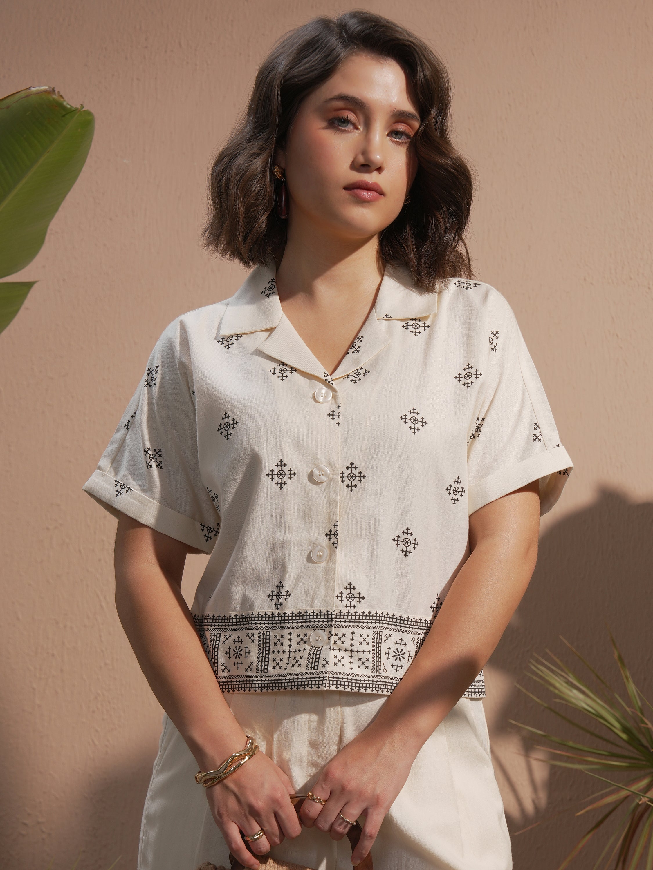 Vara By Vishudh Women Off White Printed Boxy Fit Casual Shirt - Off White - Image 1
