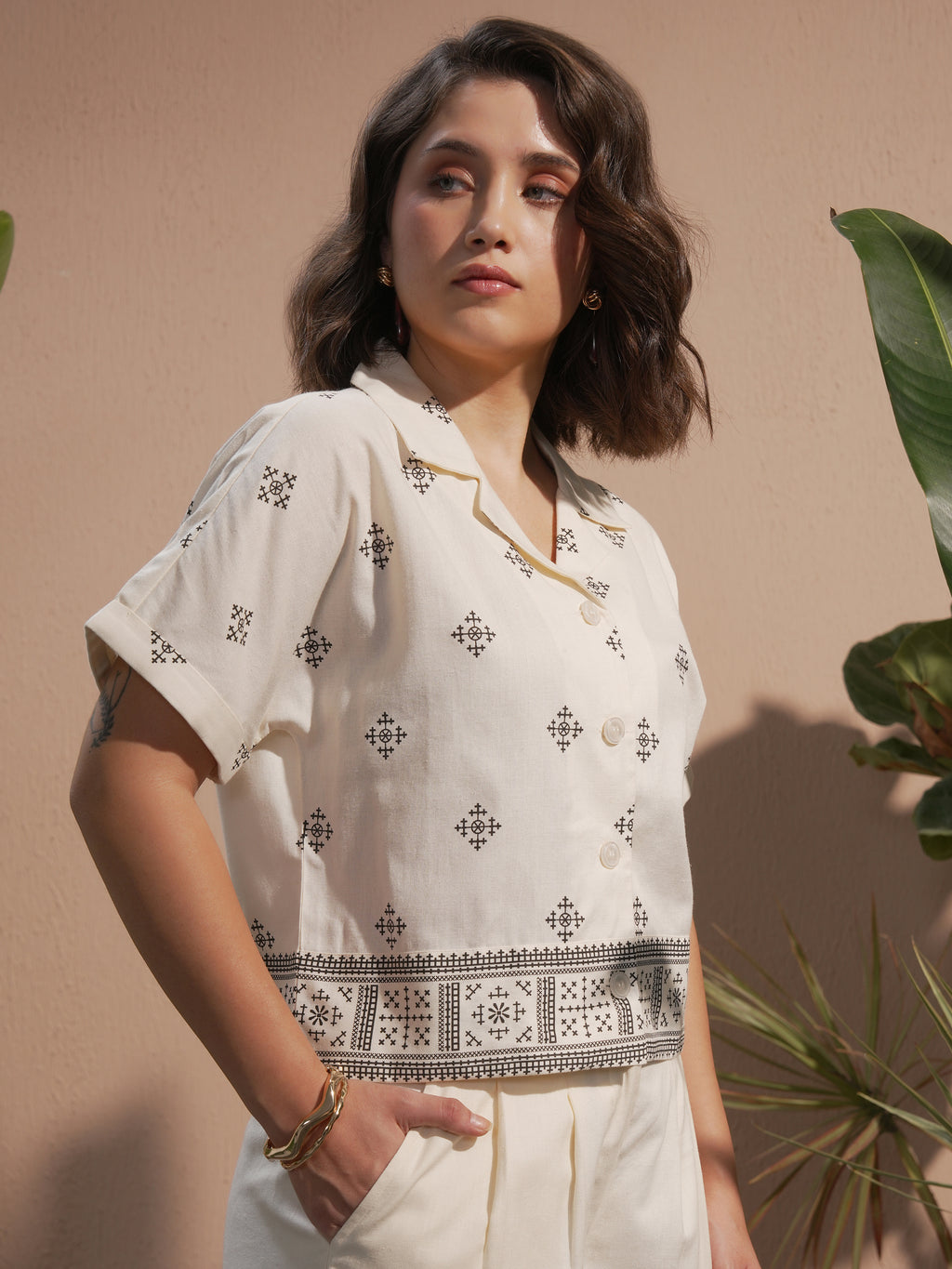 Vara By Vishudh Women Off White Printed Boxy Fit Casual Shirt - Off White - Image 6