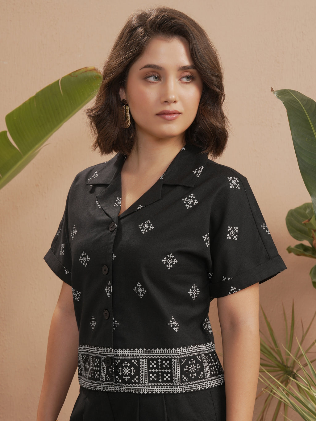 Vara By Vishudh Women Black Printed Boxy Fit Casual Shirt - Black - Image 4