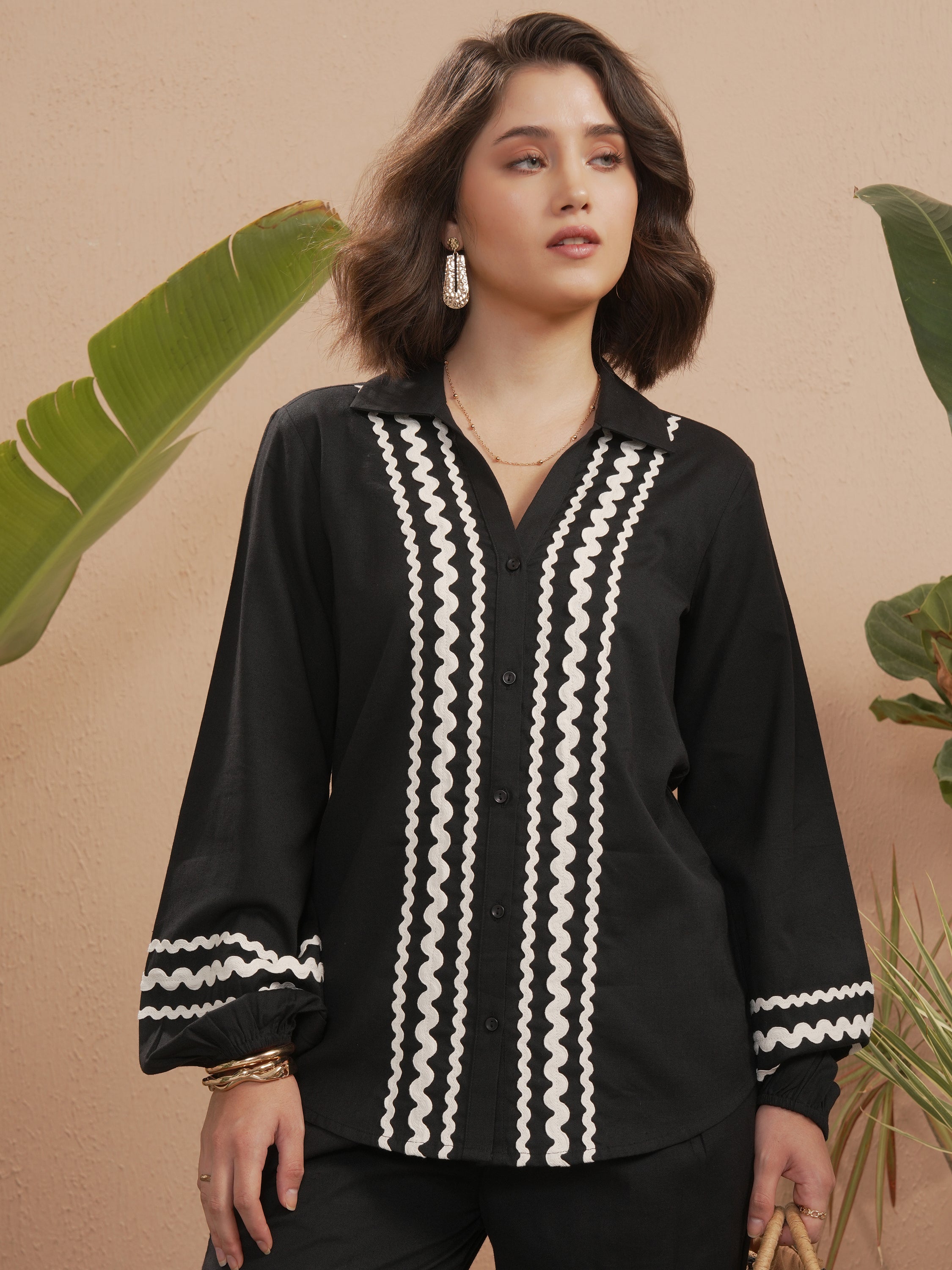 Vara By Vishudh Women Black Solid Casual Shirt - Black - Image 1