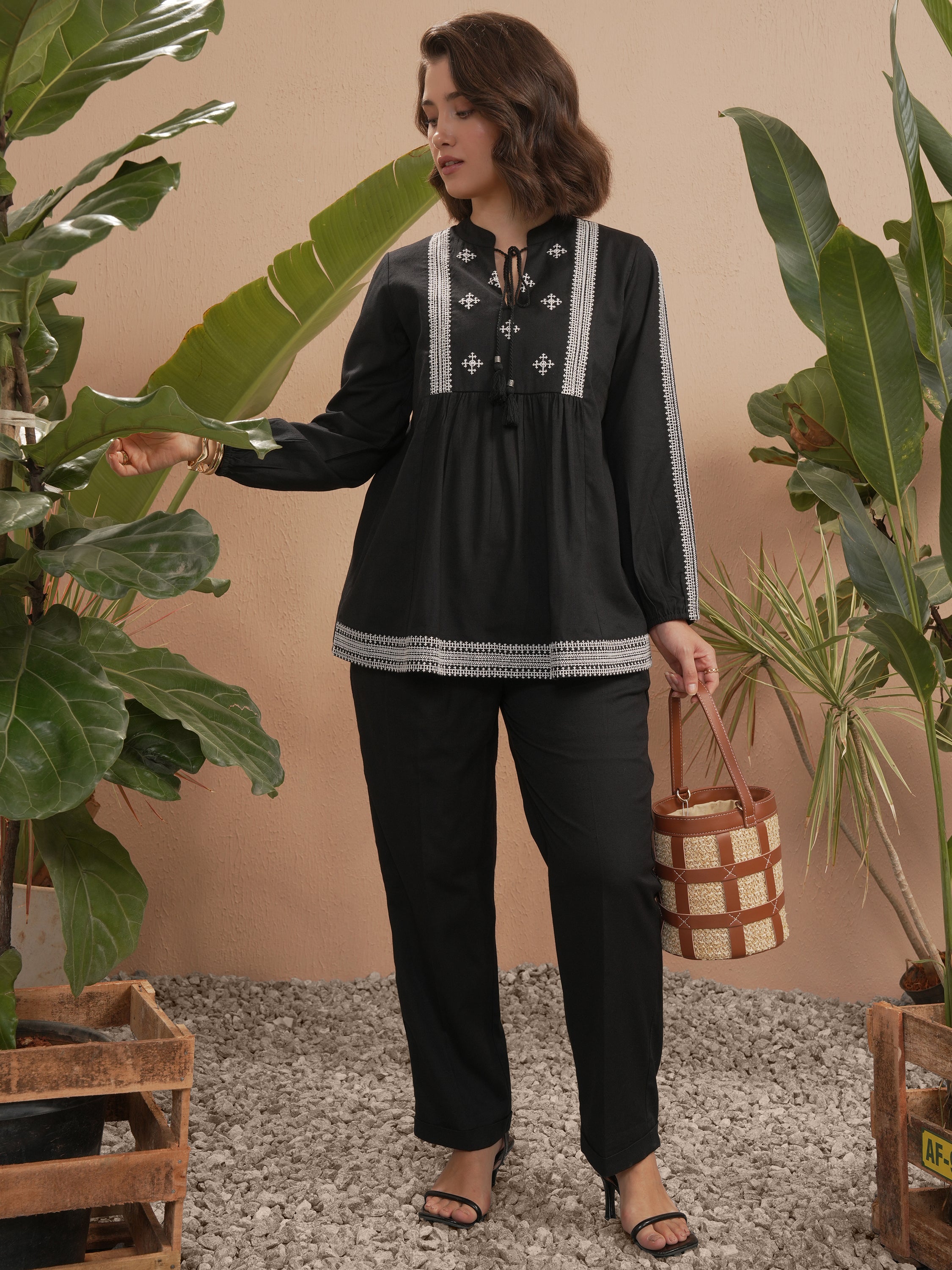 Vara By Vishudh Women Black Embroidered Top - Black - Image 2