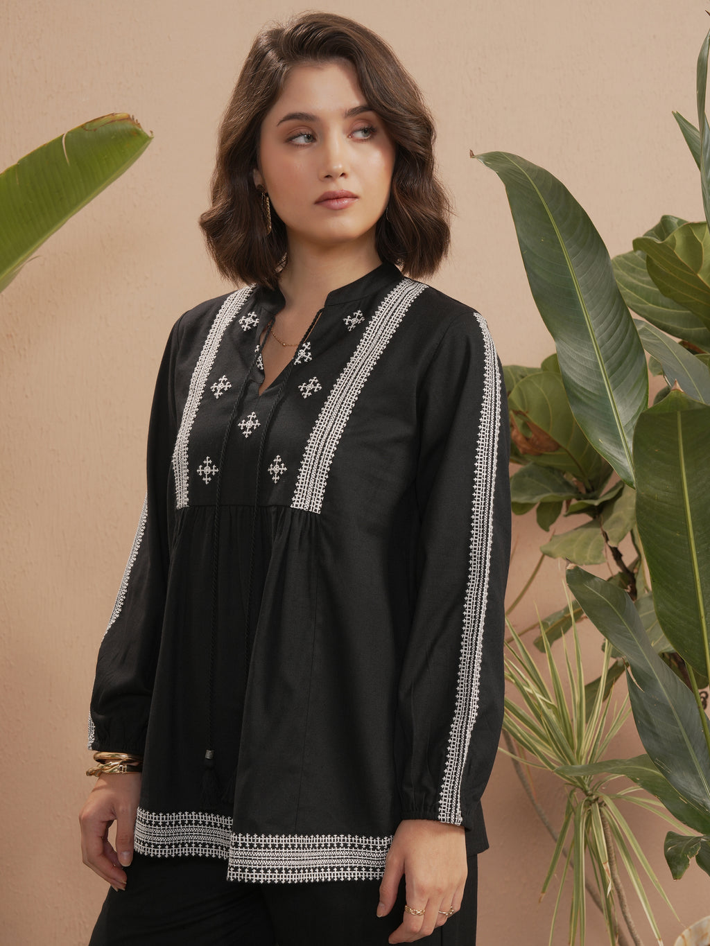 Vara By Vishudh Women Black Embroidered Top - Black - Image 4