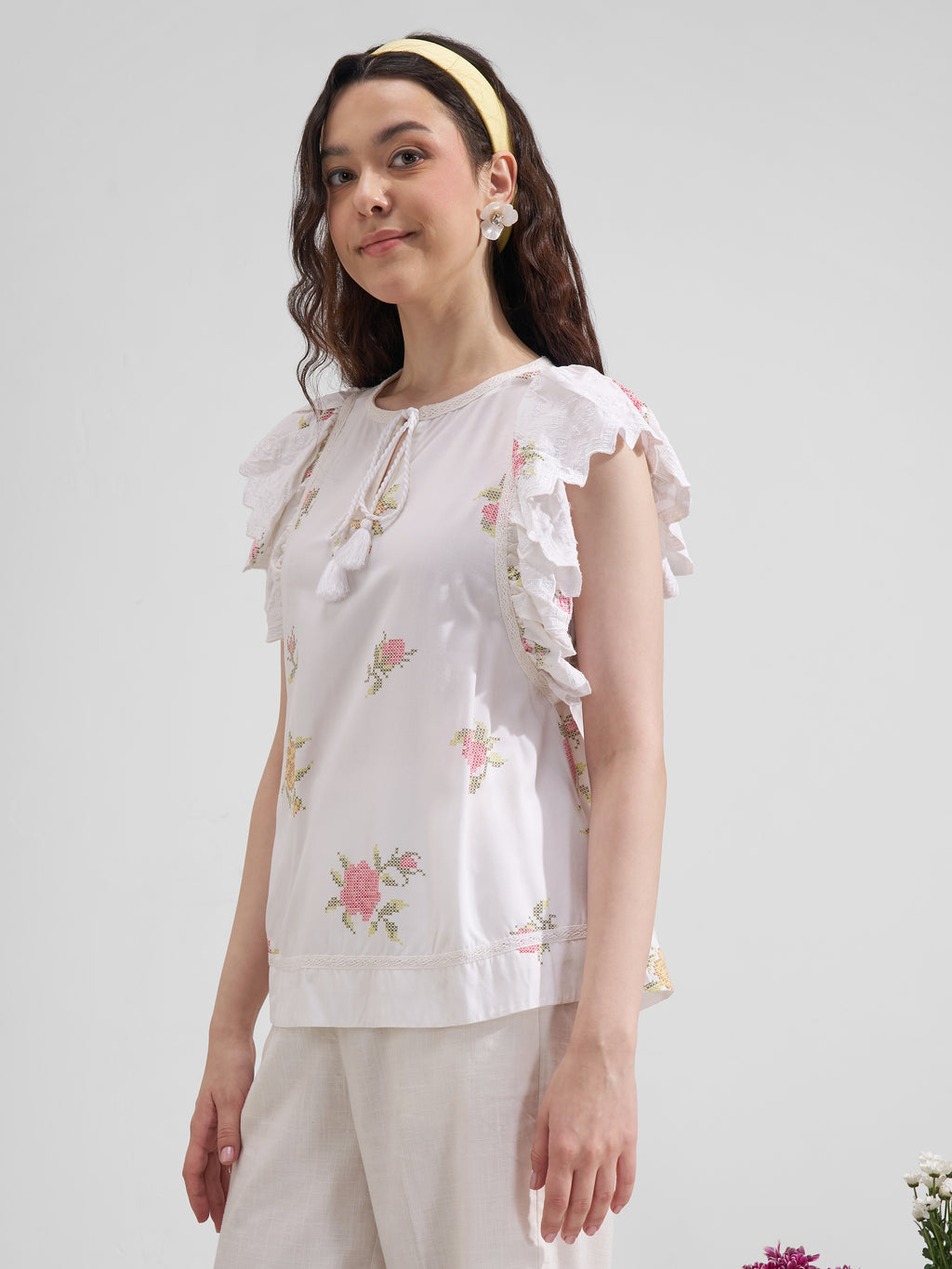Vara By Vishudh Women White Printed Regular Top