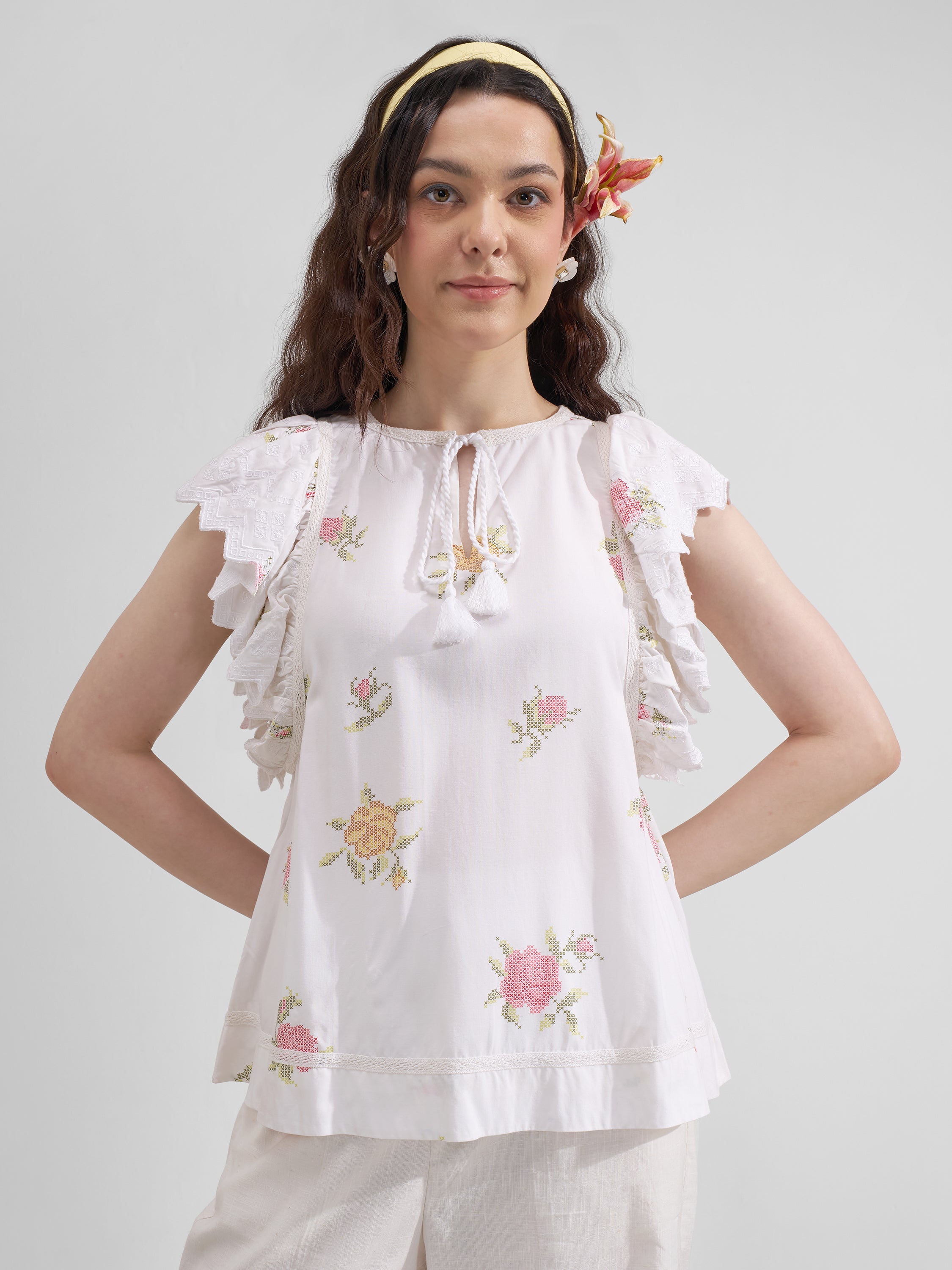 Vara By Vishudh Women White Printed Regular Top