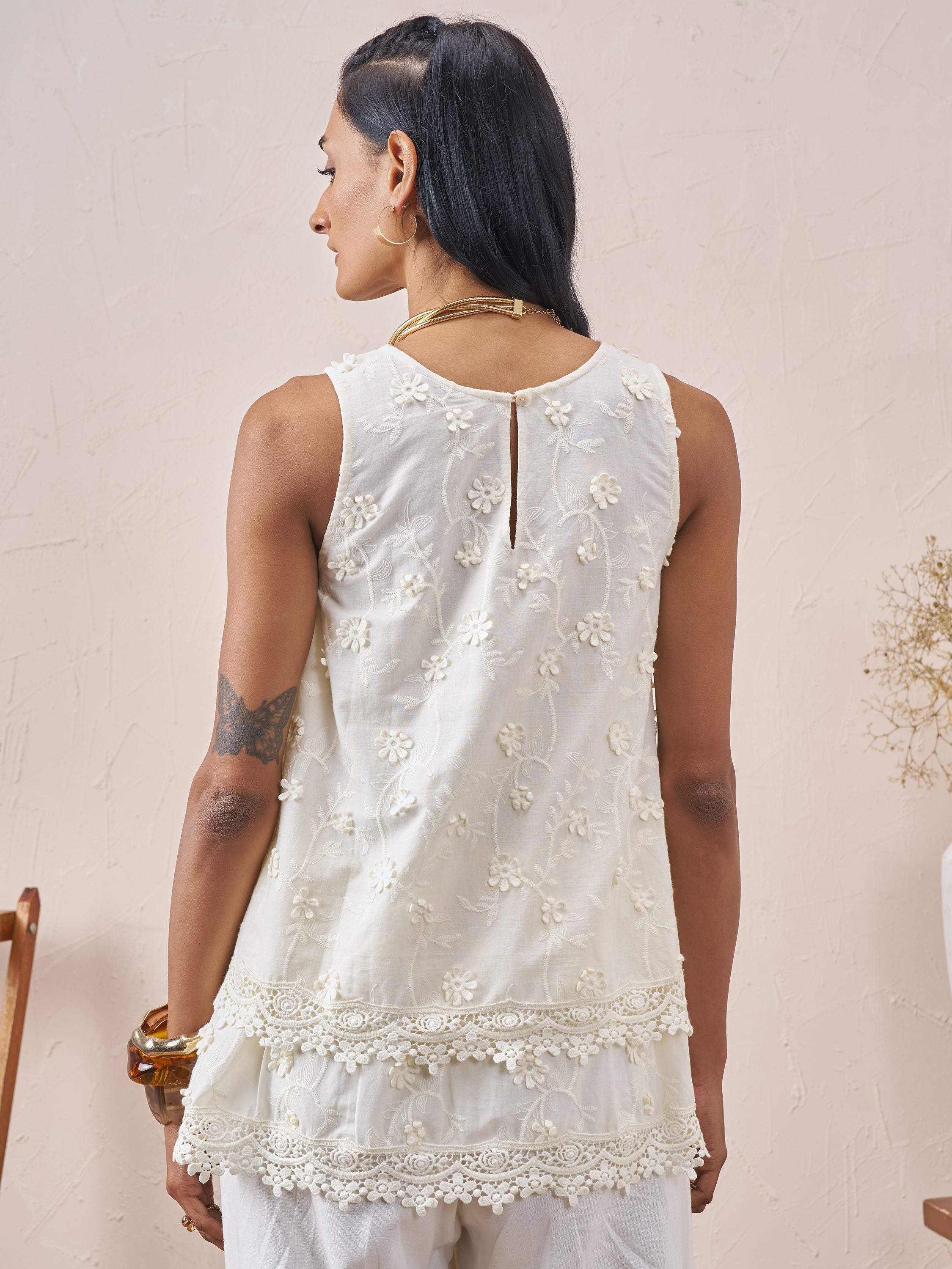 Vara By Vishudh Women White Embroidered Top - White - Image 3