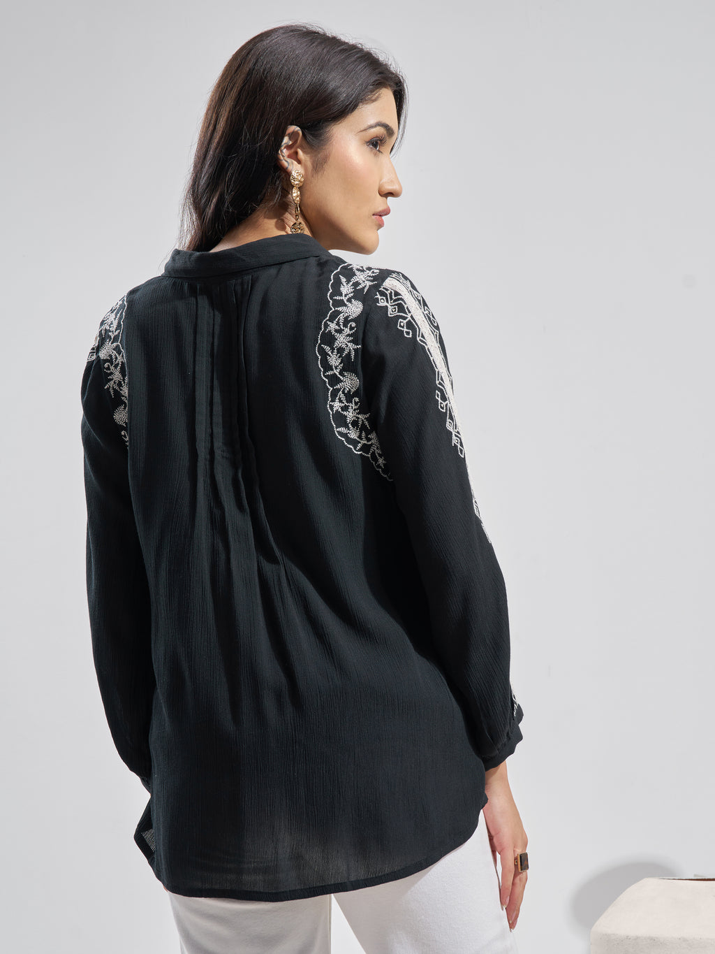 Vara By Vishudh Women Black Embroidered Top - Black - Image 3