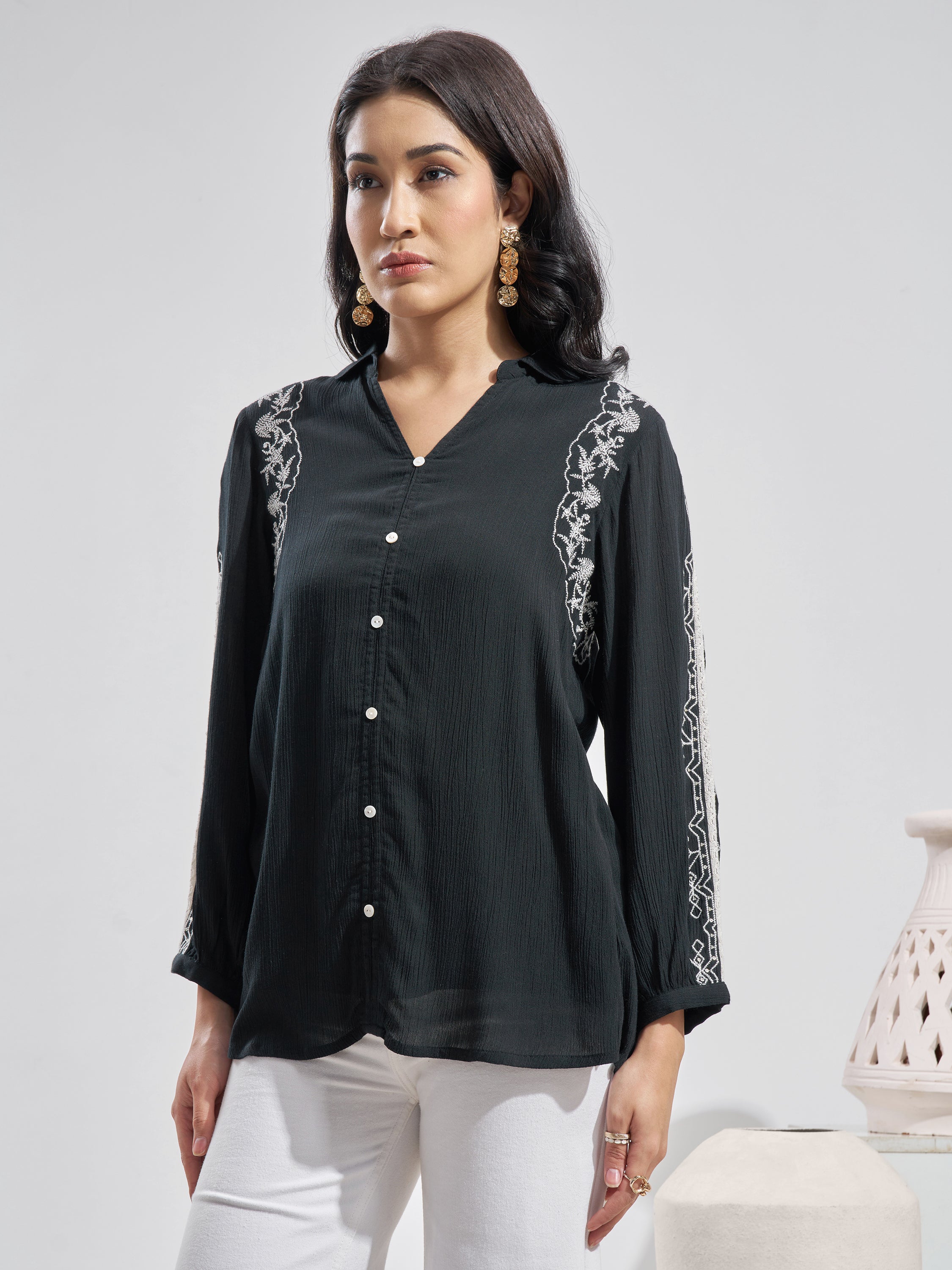 Vara By Vishudh Women Black Embroidered Top - Black - Image 4