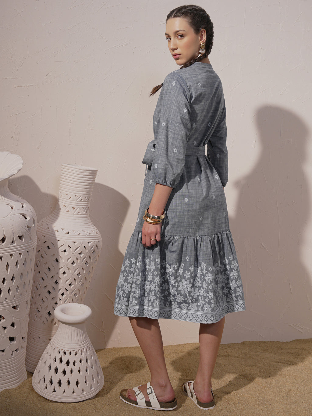 Vara By Vishudh Women Grey Printed Fit And Flare Dress - Grey - Image 3