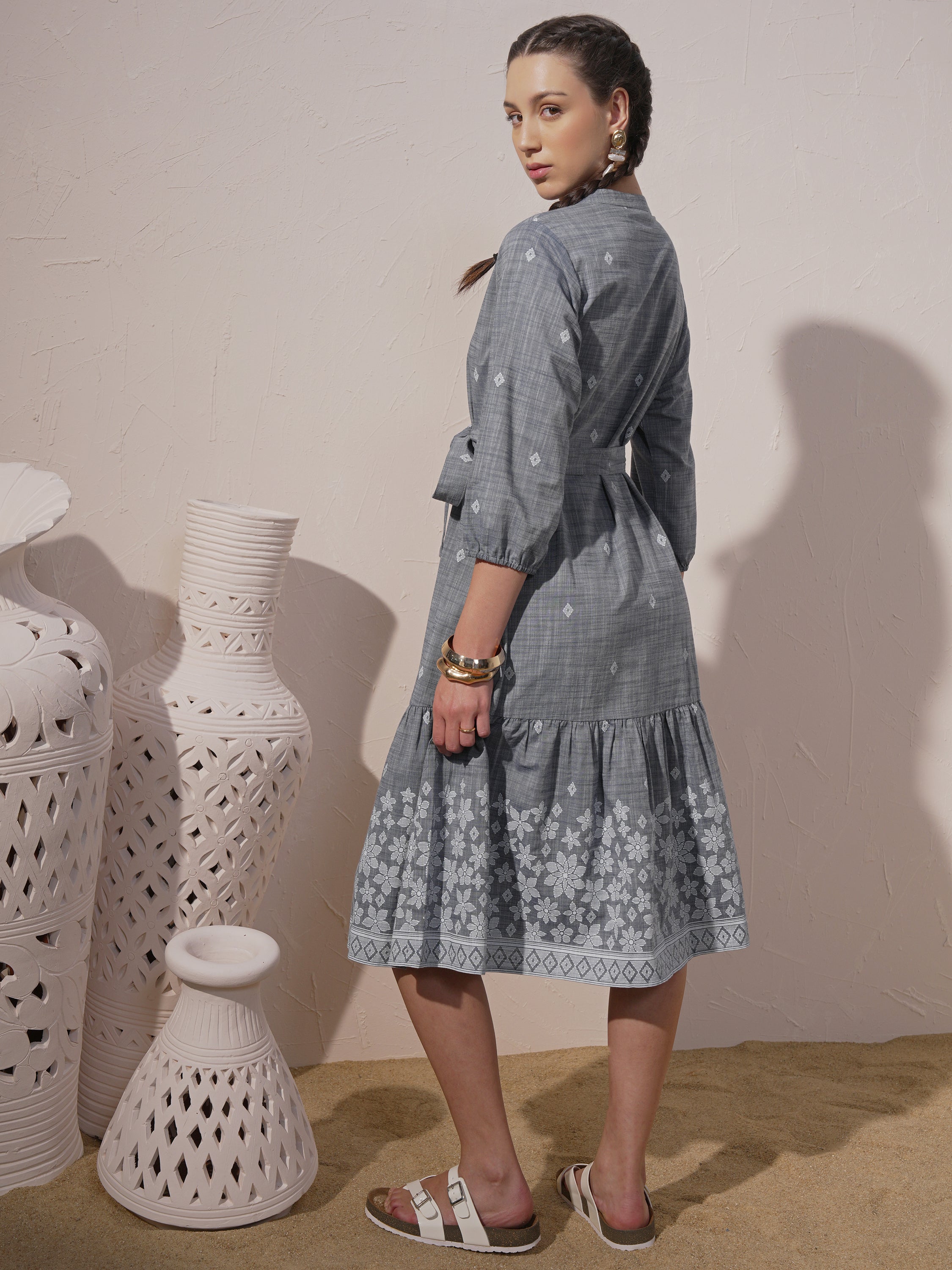 Vara By Vishudh Women Grey Printed Fit And Flare Dress - Grey - Image 3