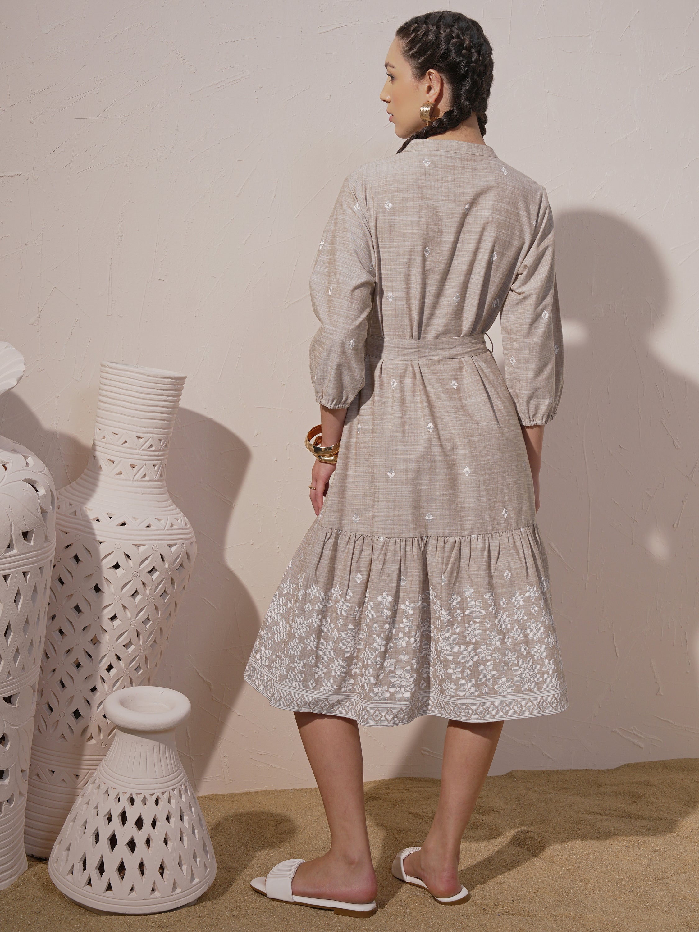 Vara By Vishudh Women Beige Printed Fit And Flare Dress - Beige - Image 3
