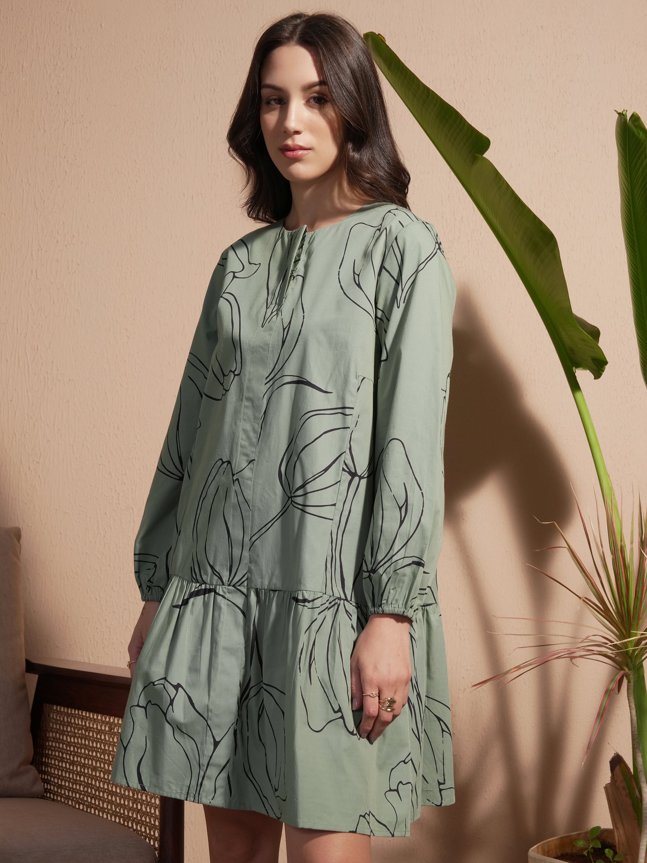 Vara By Vishudh Women Green Printed Drop-Waist Dress - Green - Image 4