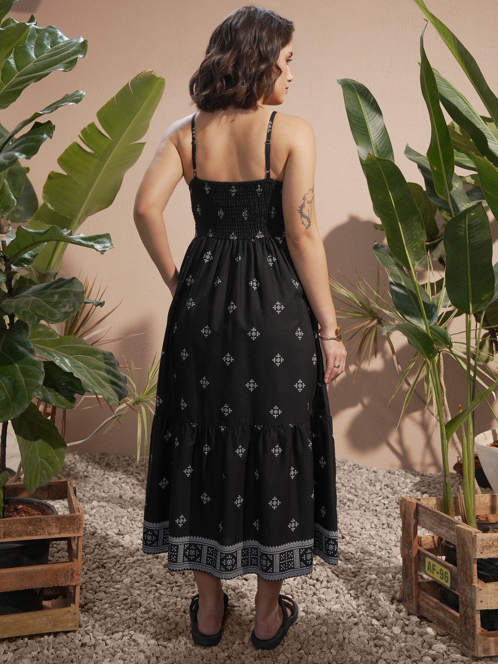 Vara By Vishudh women Black Printed A-Line Dress - Black - Image 3