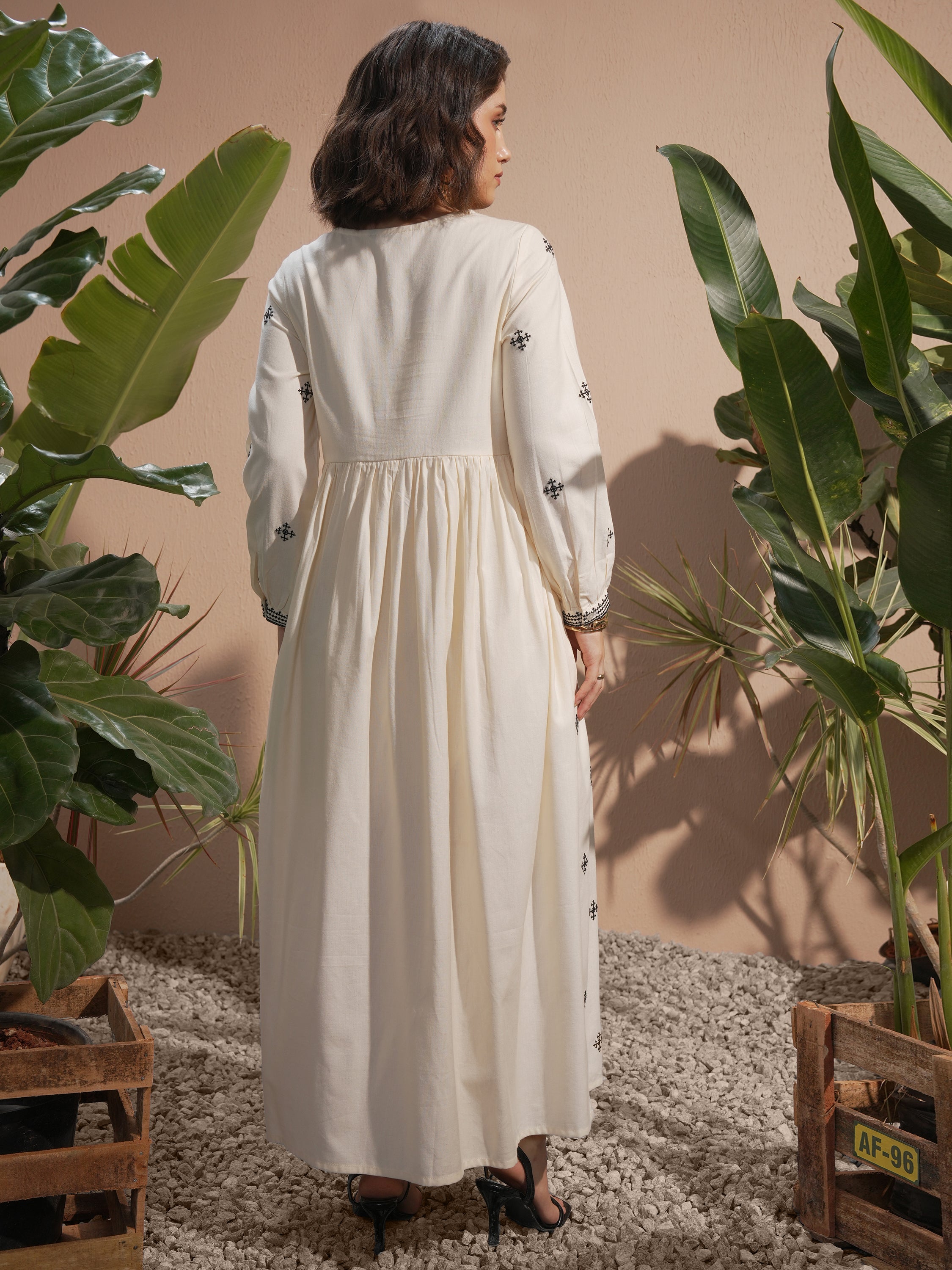 Vara By Vishudh Women Off White Embroidered Maxi Dress - Off White - Image 3